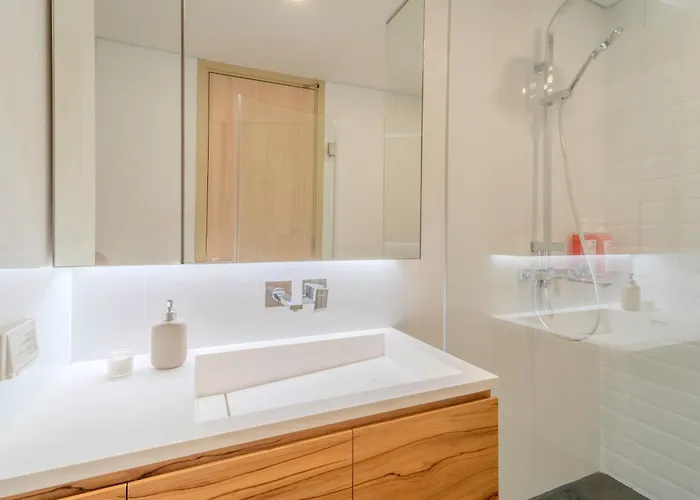 公寓 5 Star Luminous Sukhumvit Infinity Pool Gym Sauna