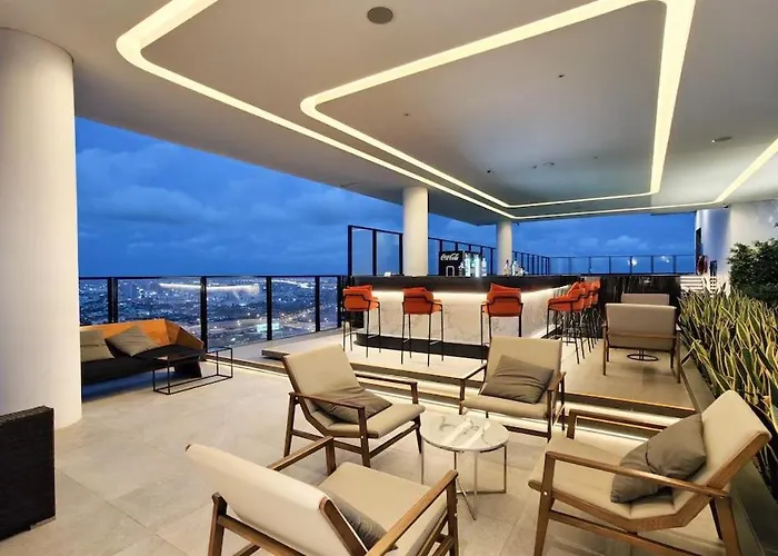 公寓 5 Star Luminous Sukhumvit Infinity Pool Gym Sauna *