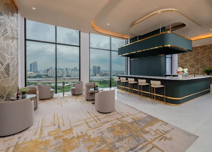 公寓 5 Star Luminous Sukhumvit Infinity Pool Gym Sauna