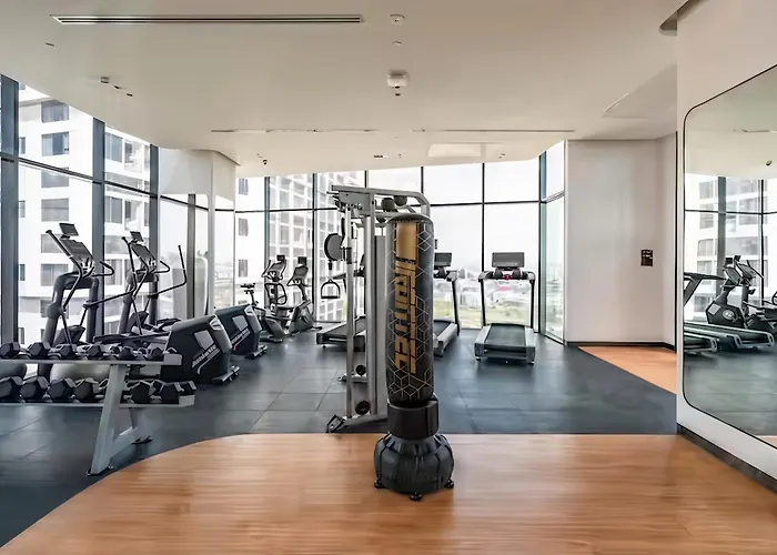 5 Star Luminous Sukhumvit Infinity Pool Gym Sauna *